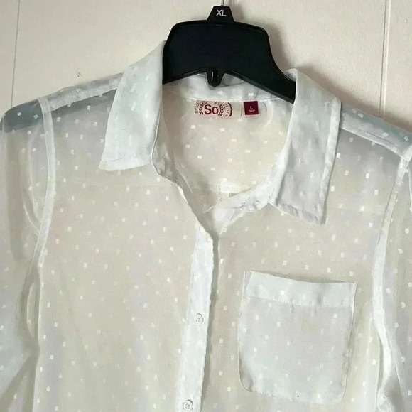 NWT SO Women Sheer Georgette Casual Shirt SIZE Large - Picture 3 of 6